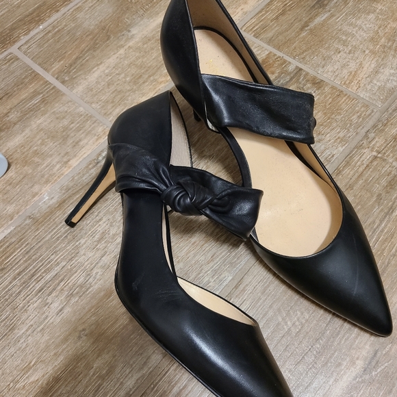 Classic heels - Picture 3 of 3